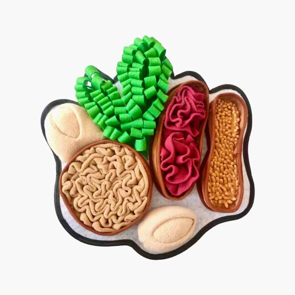 Chonky Peanuts Snuffle Mat